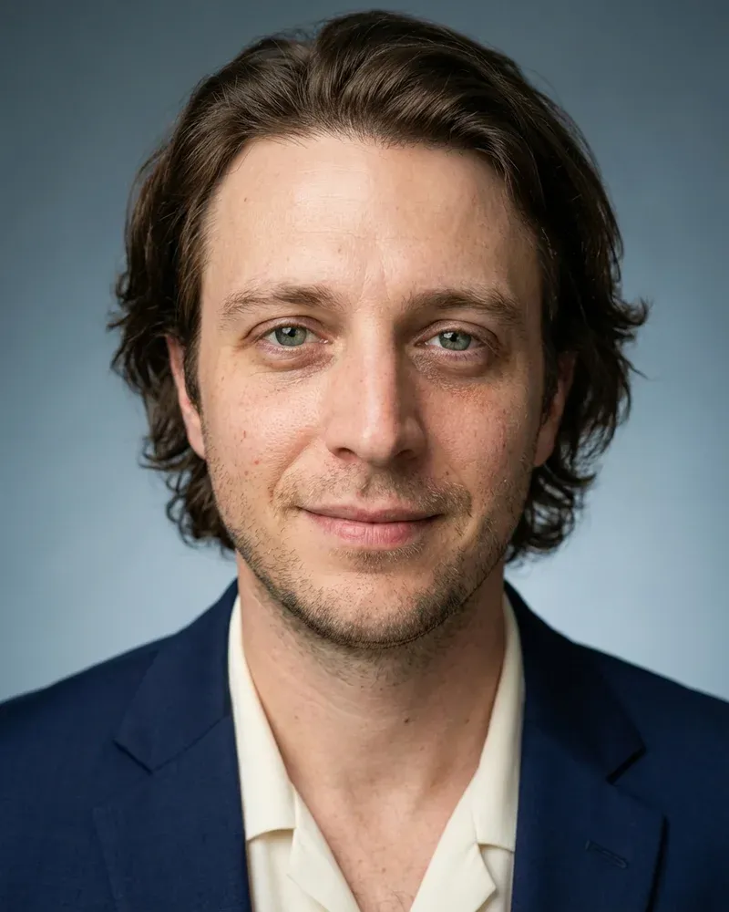 AI headshot example 4