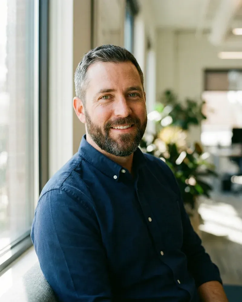 Súper fácil — solo subí unas selfies