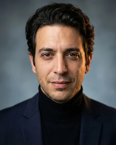 AI headshot example 4